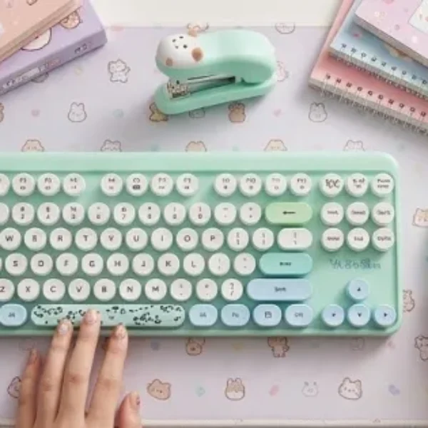 Teclado inalámbrico Bluetooth con ratón y batería diseño «Kawaii» 54*15.5*4.5CM